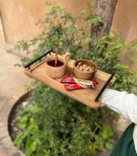 سرو چای و تنقلات با سینی چوب گردو مدل راشا