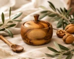 قندان چوبی ماسون مدل هیراد در دکور پذیرایی